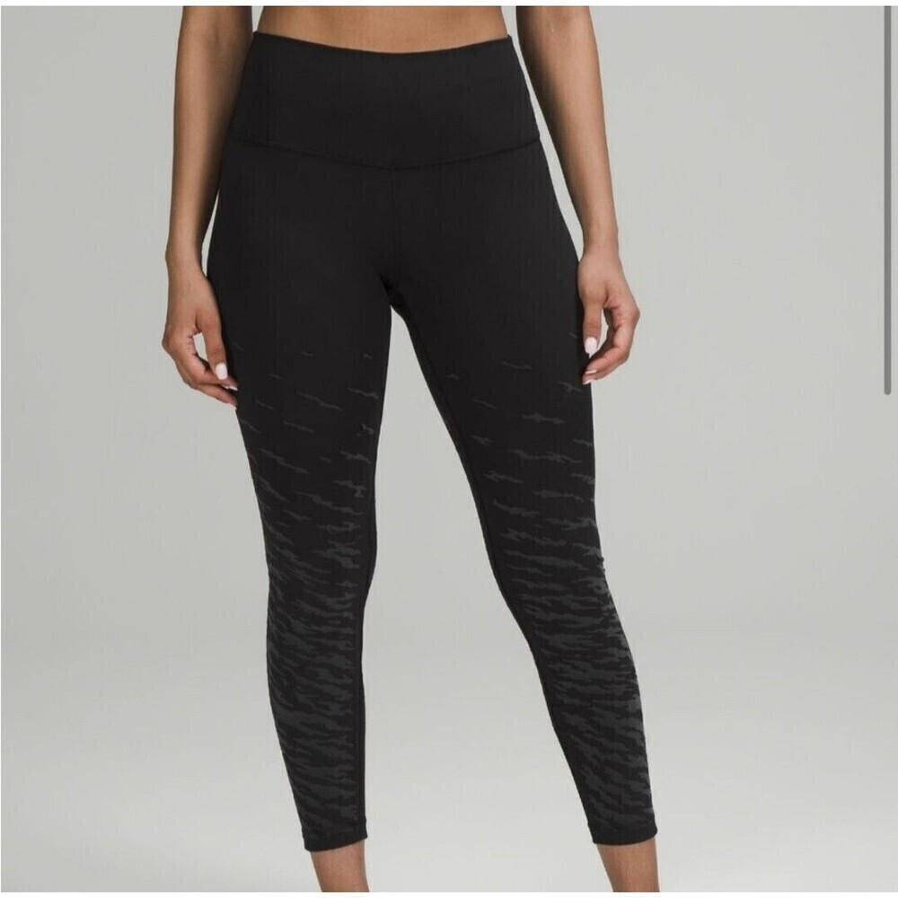 NEW Lululemon Leggings 2 Wunder Under High-Rise Tight 25"‎ Lunar New Year Dark